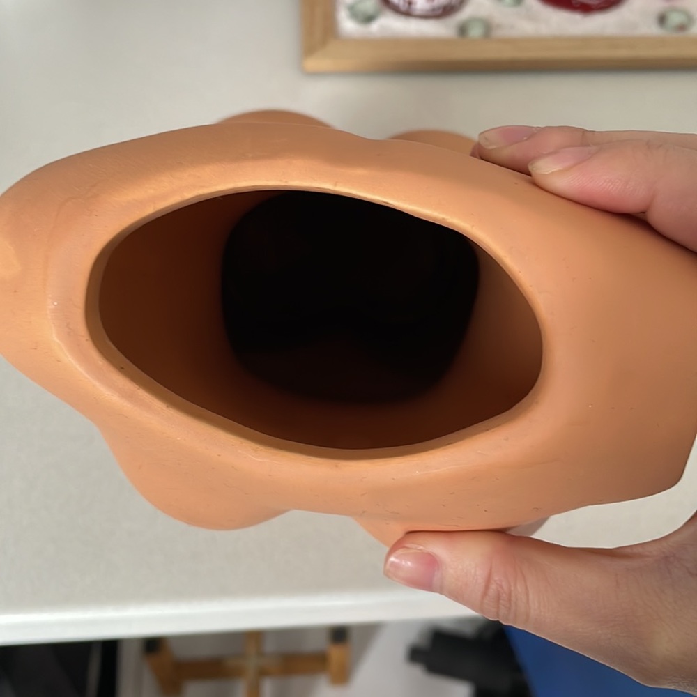 Typo Body Shape Nude Flower Vase - Picture 2 of 3